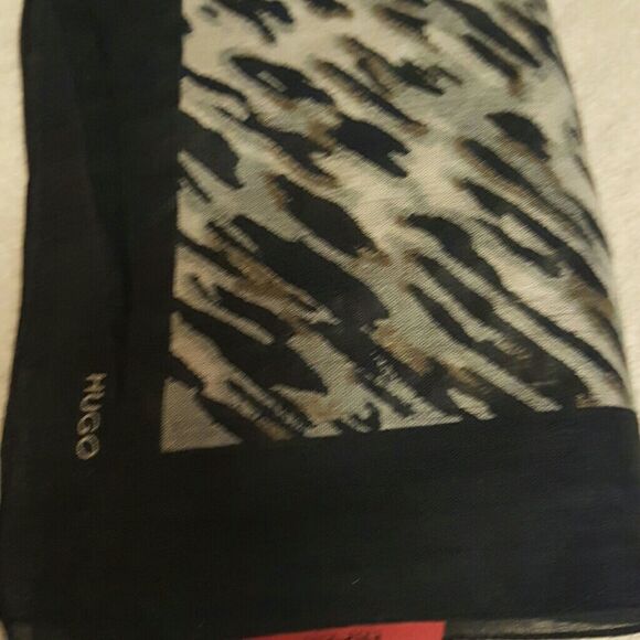 Hugo scarf animal print - Picture 3 of 3